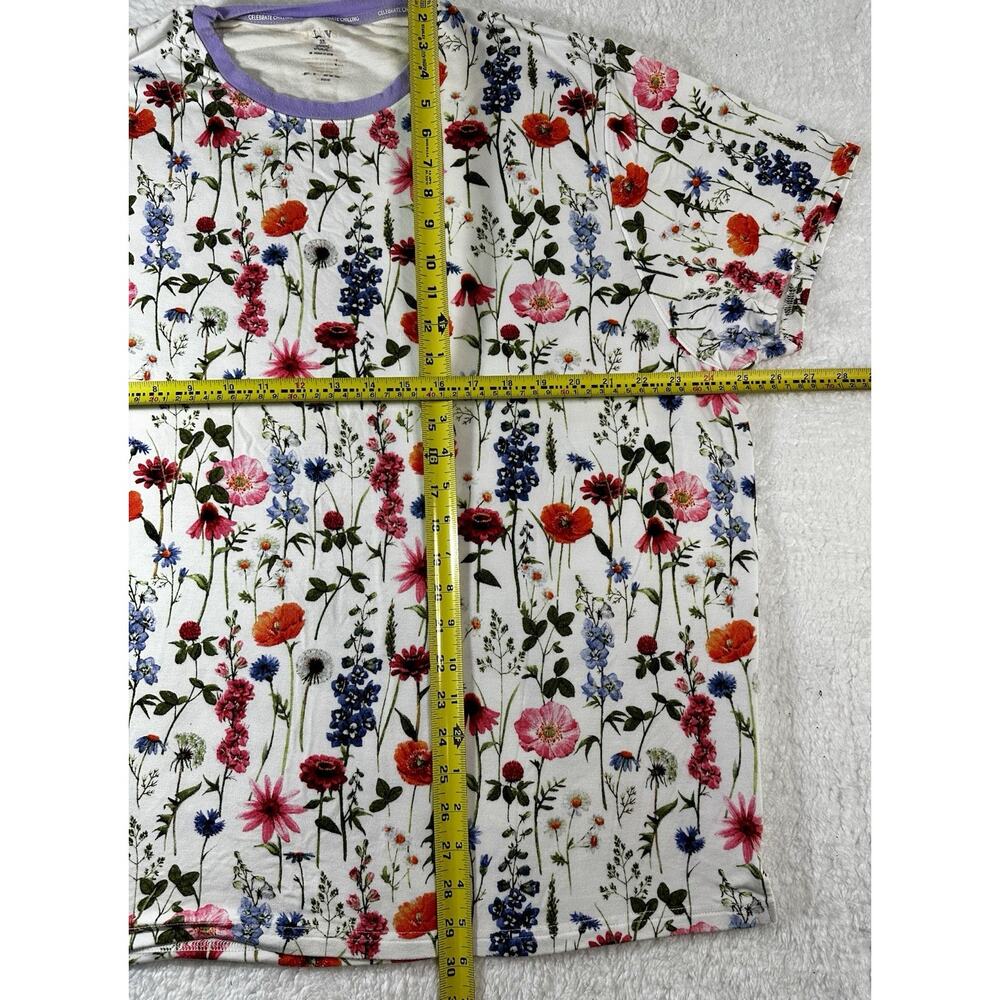 Jamby Jamtee Plus Size 3X Lightweight T-shirt in Bouquet Design - Picture 4 of 6